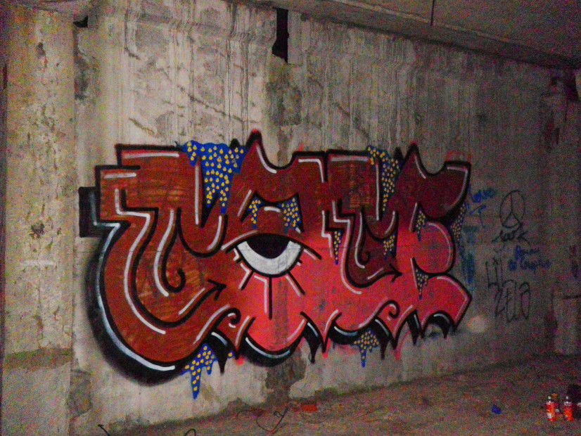 Graffiti Wall - Photo by matew