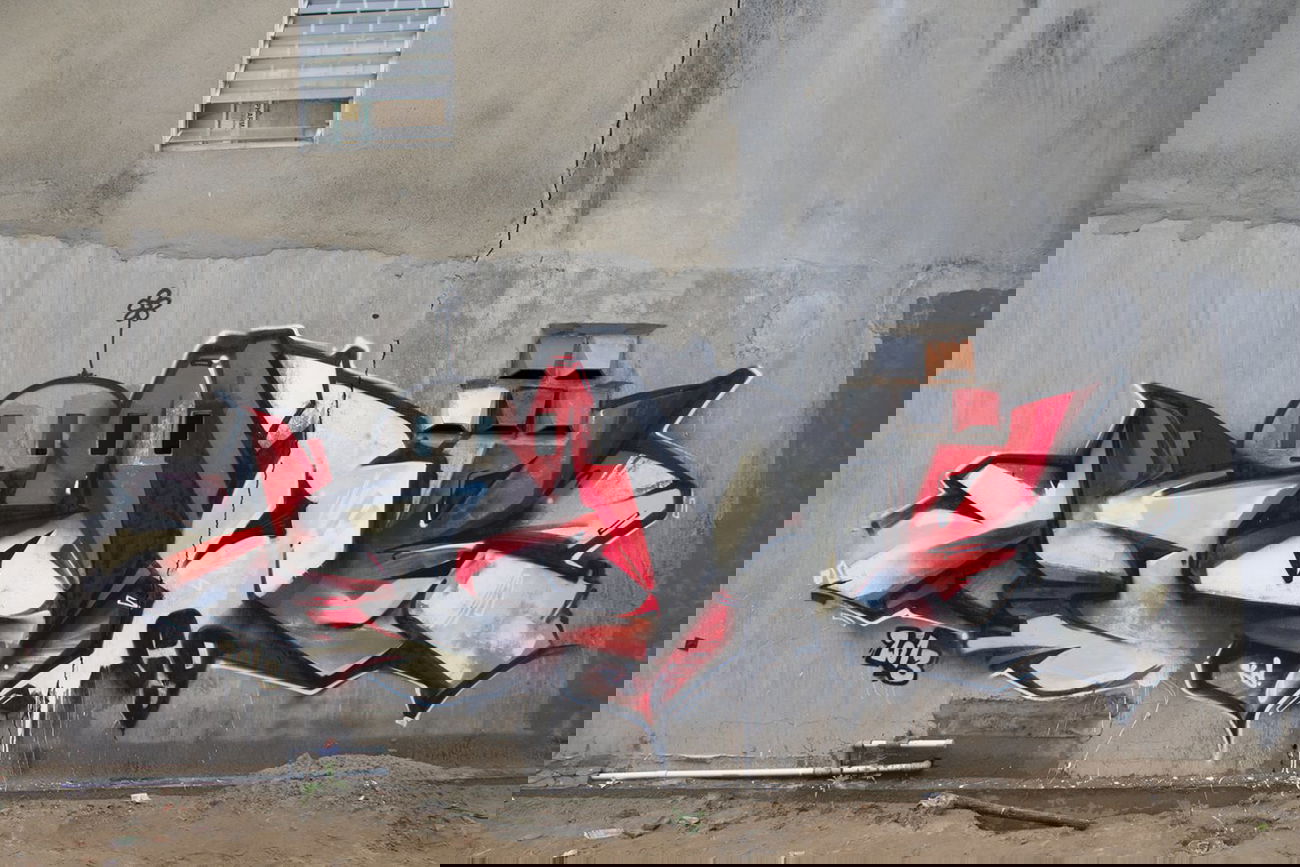 Graffiti Wall - Photo by maxcao - kdee (2013)