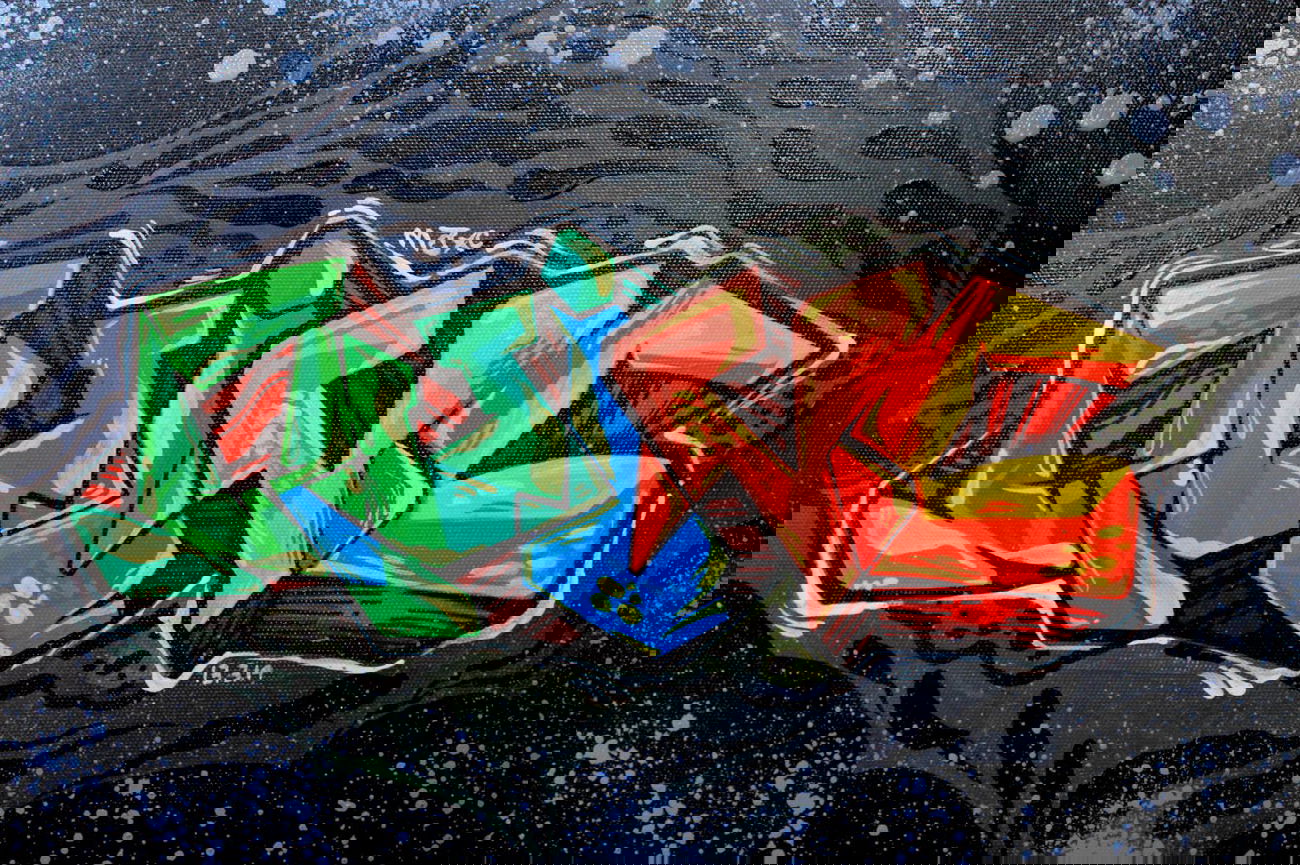 Graffiti Wall - Photo by maxcao - maxc (2014)