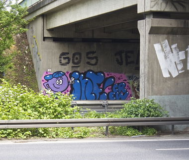 Graffiti Wall in Bonn - Photo by mayer - INF, CREW