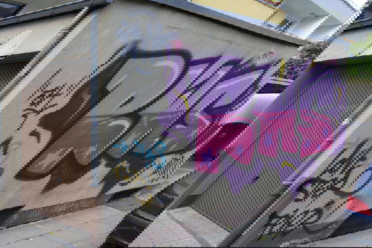 Graffiti Bombing in Bonn - Photo by mayer - RWS, LONE, STER (2013)