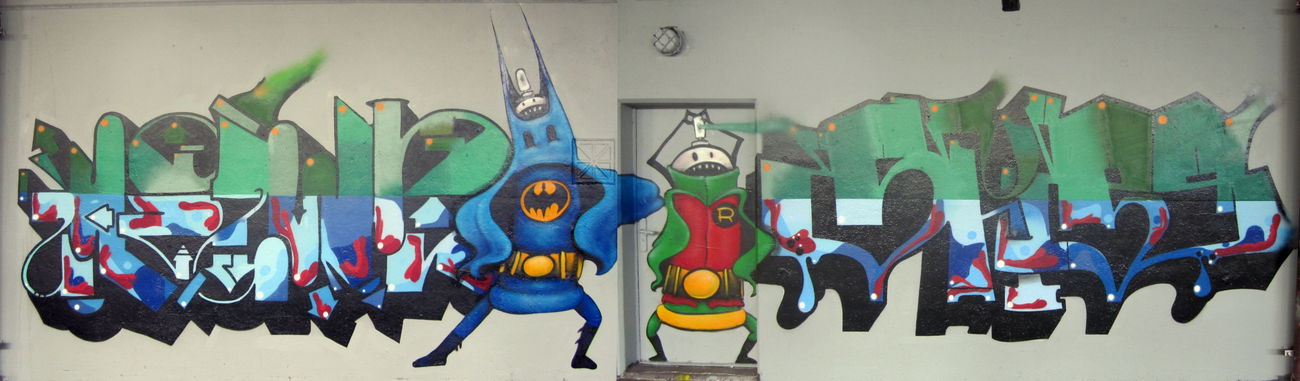 Graffiti Wall - Photo by meanr - meanr (2011)