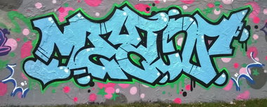 Graffiti Wall - Photo by meanr - meanr (2016)