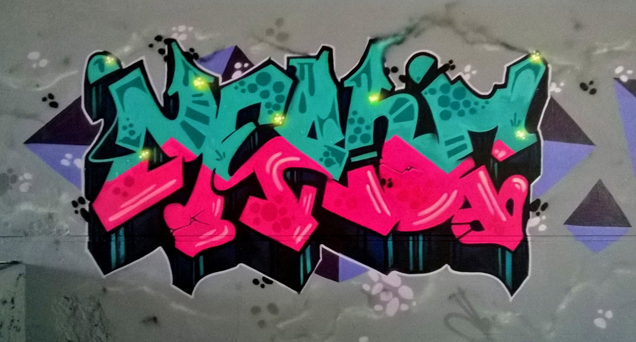 Graffiti Wall - Photo by meanr - meanr (2015)