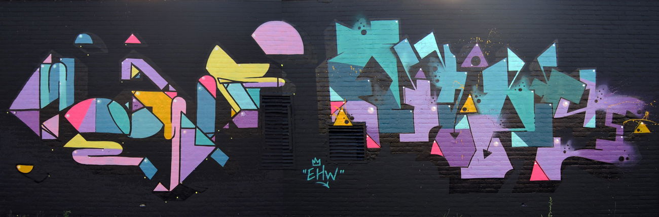 Graffiti Wall - Photo by meanr - meanr (2011)
