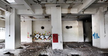 Graffiti Wall in Istanbul - Photo by medfrizzy - med (2013)