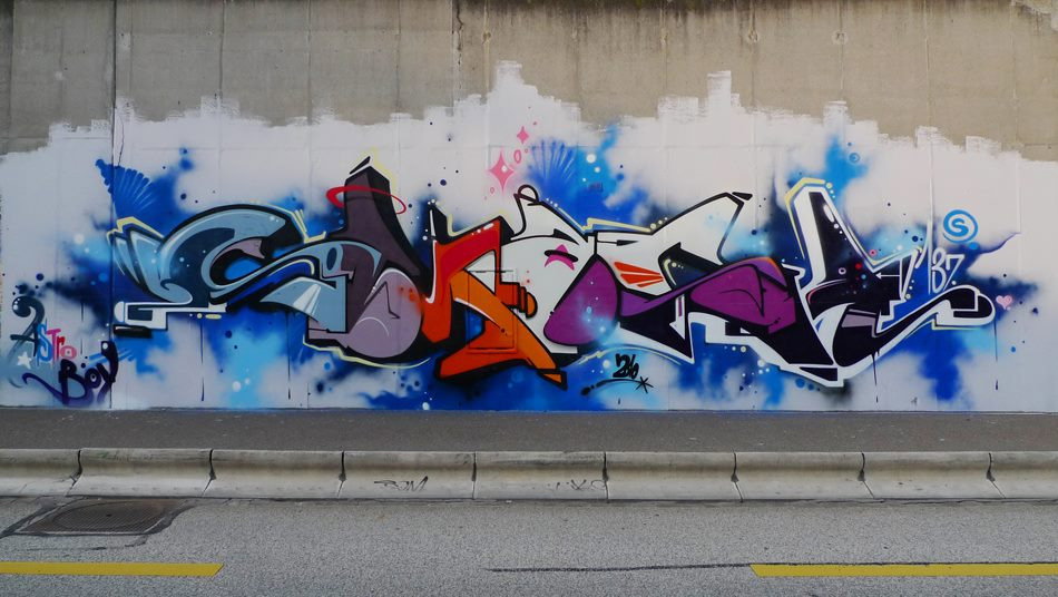 Graffiti Wall - Photo by medusa