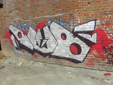 Graffiti Wall in Ekaterinburg - Photo by meku