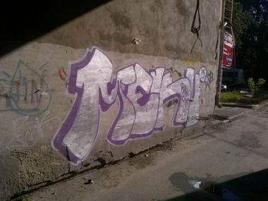 Graffiti Bombing in Ekaterinburg - Photo by meku (2013)