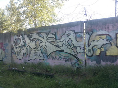 Graffiti Wall - Photo by meku (2014)