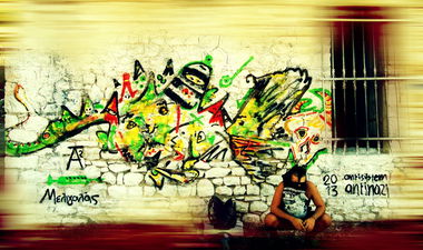 Graffiti Wall - Photo by meligalas