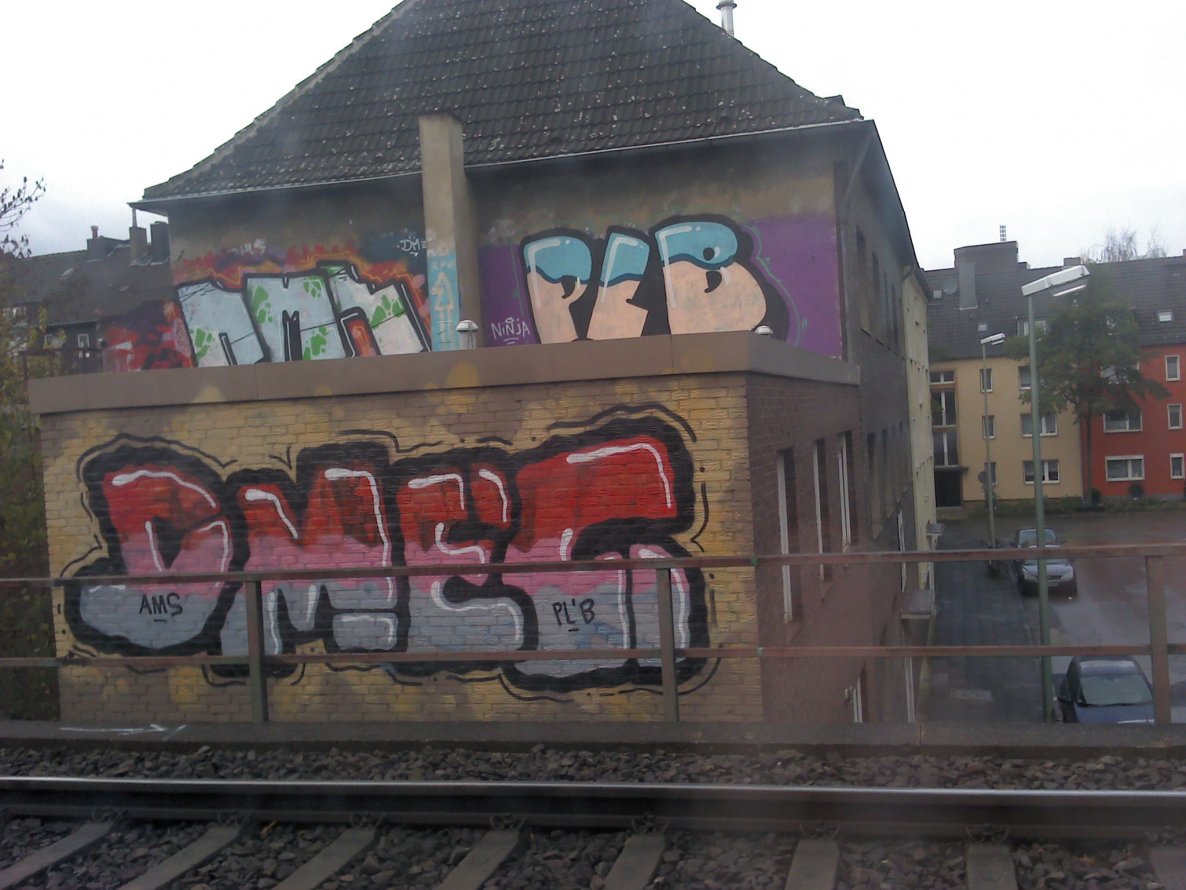 Graffiti Wall - Photo by merone - dmec, ams