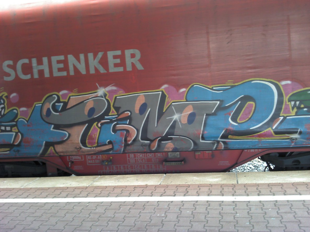 Graffiti Train - Photo by merone - fume