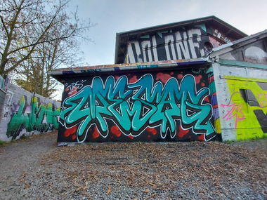 Graffiti Wall - Photo by mesag (2020)