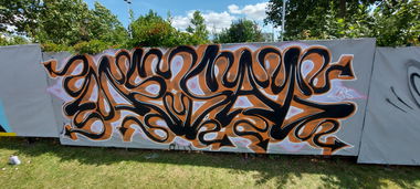 Graffiti Wall - Photo by mesag (2021)