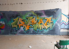 Graffiti Wall - Photo by mesag (2020)