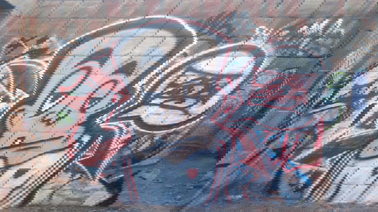 Graffiti Wall - Photo by messu (2014)