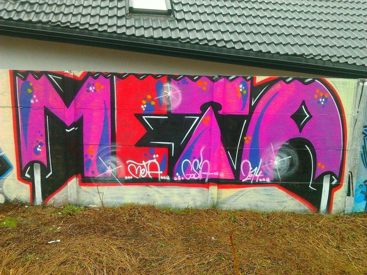 Graffiti Bombing in Olsztyn - Photo by metanol