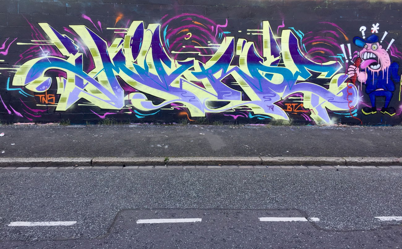 Graffiti Wall - Photo by micro79