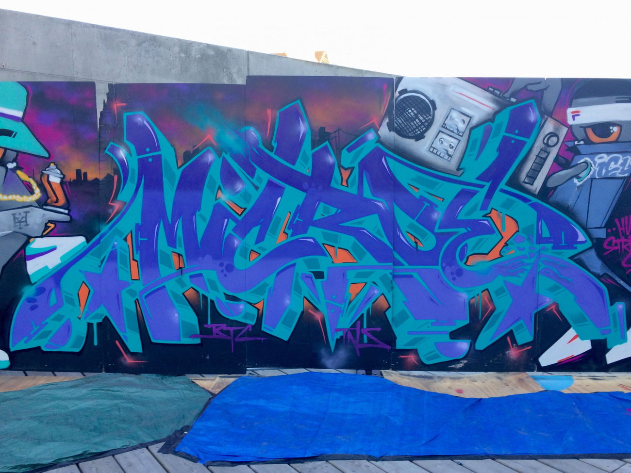 Graffiti Wall - Photo by micro79