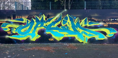 Graffiti Wall - Photo by micro79