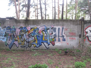 Graffiti Bombing - Photo by microu