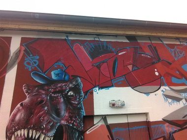 Graffiti Wall - Photo by mide