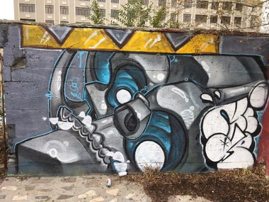 Graffiti Wall - Photo by mide - ogmide