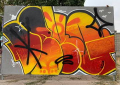 Graffiti Wall - Photo by mide