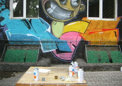 Graffiti Wall - Photo by mide