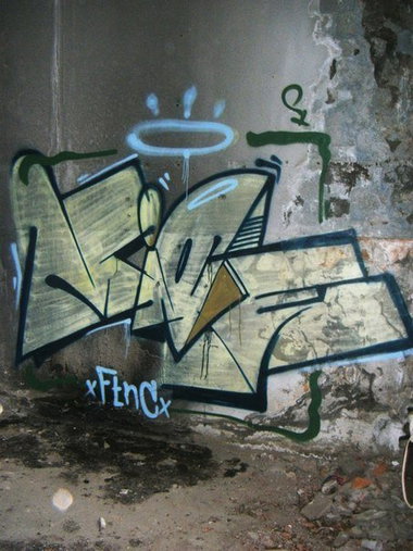 Graffiti Wall - Photo by mide