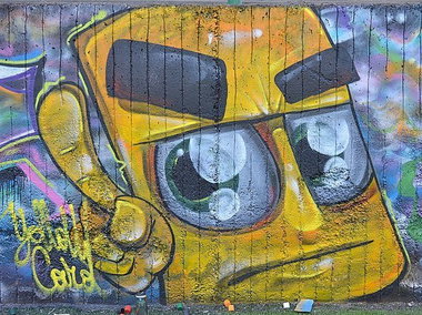 Graffiti Wall - Photo by mide