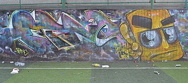 Graffiti Wall - Photo by mide
