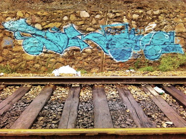 Graffiti Wall - Photo by mide