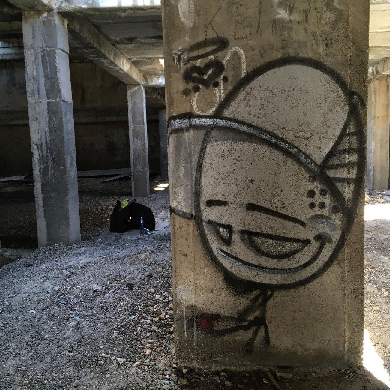 Graffiti Wall - Photo by mide