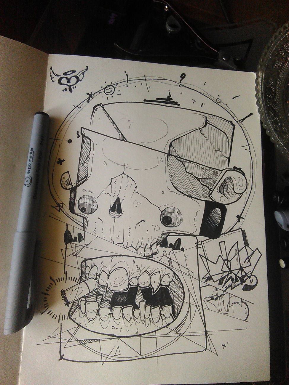 Graffiti Sketch - Photo by mide (2015)