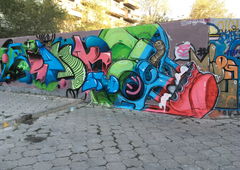 Graffiti Wall - Photo by mide