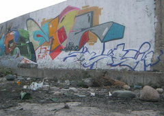Graffiti Wall - Photo by mide