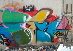 Graffiti Wall - Photo by mide