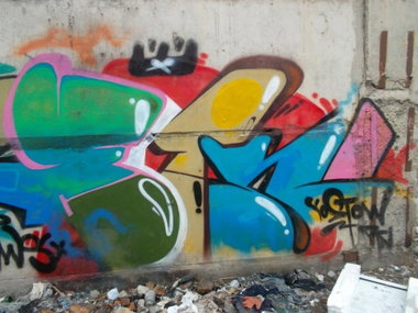Graffiti Wall - Photo by mide
