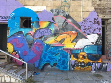 Graffiti Wall - Photo by mide - ogmide