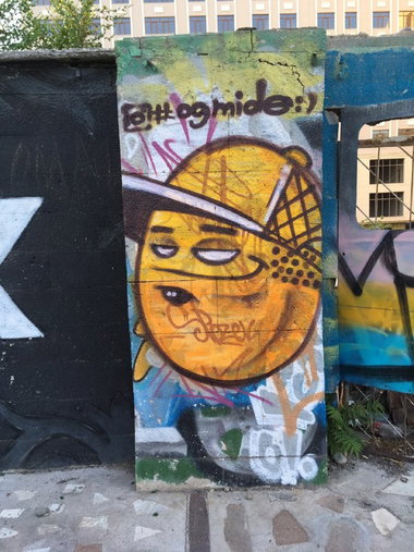 Graffiti Wall - Photo by mide - ogmide