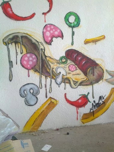 Graffiti Wall - Photo by mide