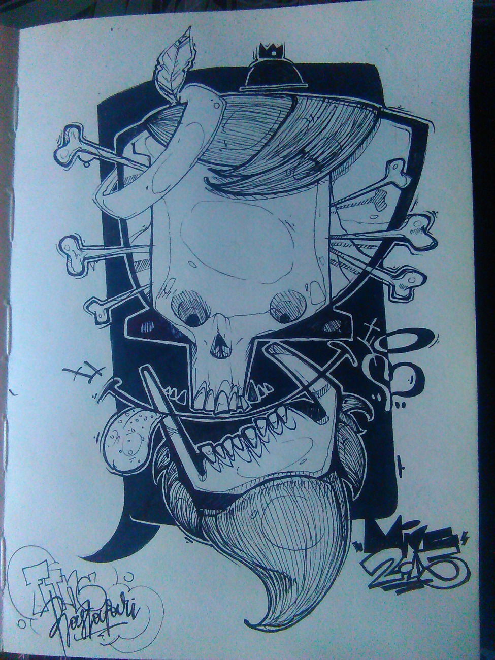 Graffiti Sketch - Photo by mide (2015)