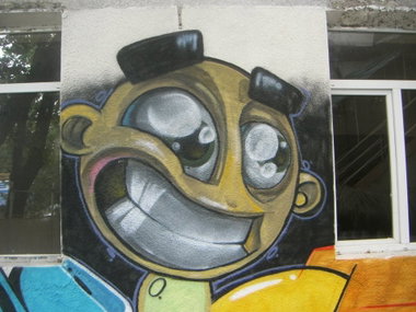 Graffiti Wall - Photo by mide