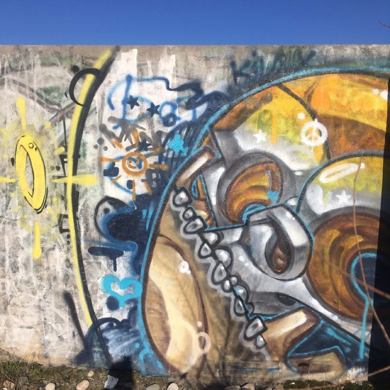 Graffiti Wall - Photo by mide - ogmide