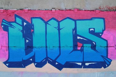 Graffiti Wall in Saint-Petersbur - Photo by mils - mils