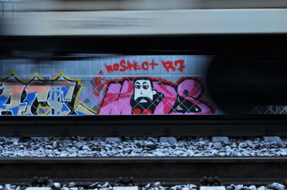 Graffiti Wall in Saint-Petersbur - Photo by mils - mils