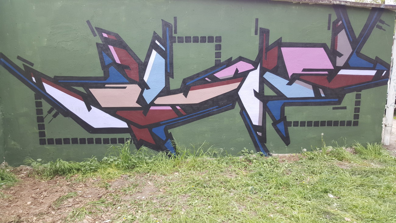 Graffiti Wall - Photo by mini (2019)