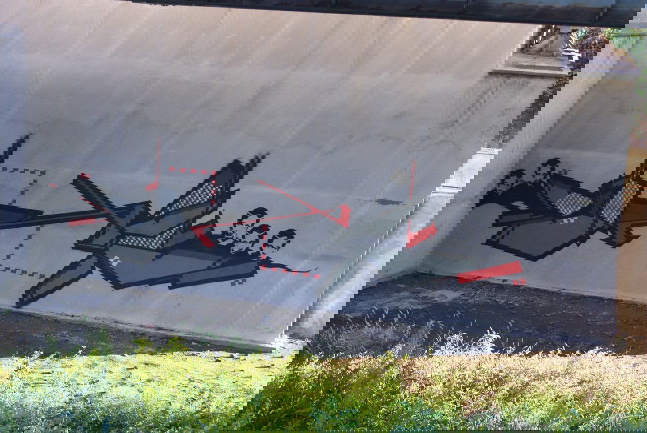 Graffiti Wall - Photo by mini